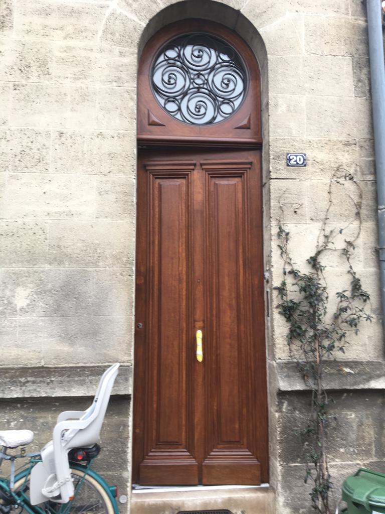 rénovation porte entrée ancienne Bordeaux Rénoporte